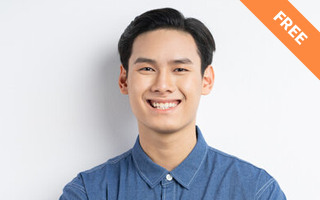 Dentist discussing treatment options during complimentary second opinion consultation at Pecan Tree Family Dentistry